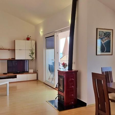 Apartments Gajo Omis Bilik gambar